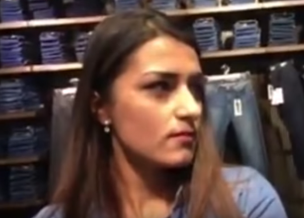 Недобитый хрюмберг из АТЫ устроил истерику в магазине: "Я не розумiю псячу мову"