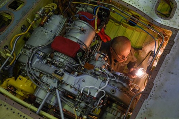 Неуязвимый «Белый лебедь»: Ту-160 получит защиту от всех ракет