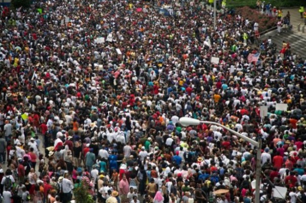 Мочилово в Чикаго в 2016 году: 762 человека убито, 4334 получили огнестрельные ранения