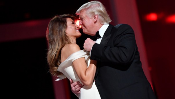 Первый танец Дональда и Мелании Трамп. Видео