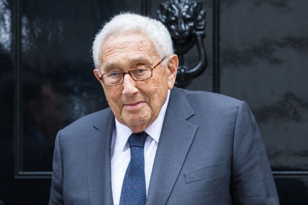 Посадить "русского шпиона Киссинджера": последний шаг к гражданской войне