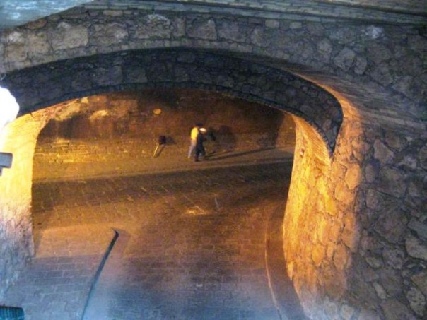 Туннели в Мексике, забытые на сотни лет Туннели в Мексике, забытые на сотни лет