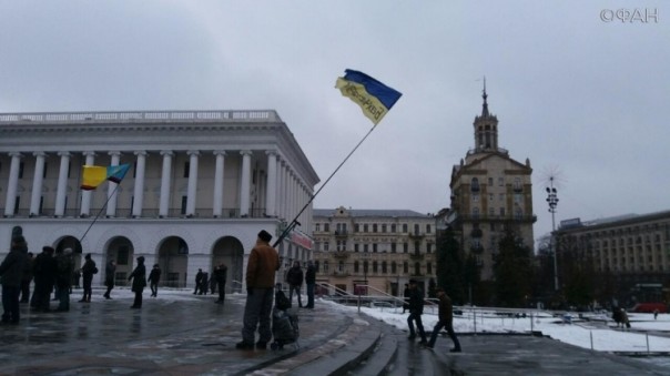 Антипутинский митинг в Киеве закончился грандиозным провалом Антипутинский митинг в Киеве закончился грандиозным провалом