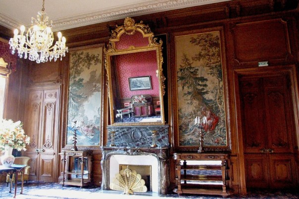 Под Парижем обокрали особняк Ротшильда Под Парижем обокрали особняк Ротшильда