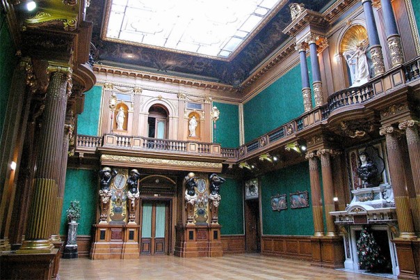 Под Парижем обокрали особняк Ротшильда Под Парижем обокрали особняк Ротшильда