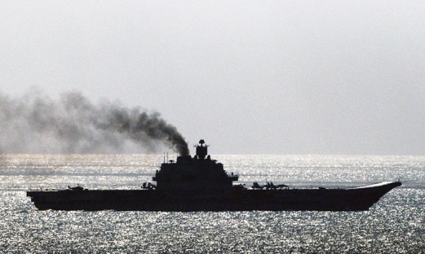 Глава Минобороны Великобритании назвал "Адмирала Кузнецова" "кораблем позора"