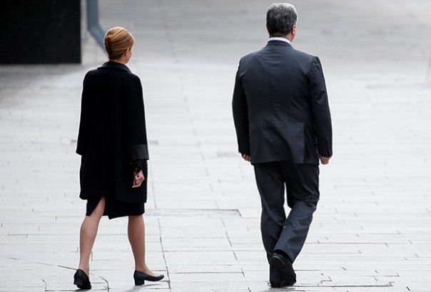 Дефолт воскресе Дефолт воскресе