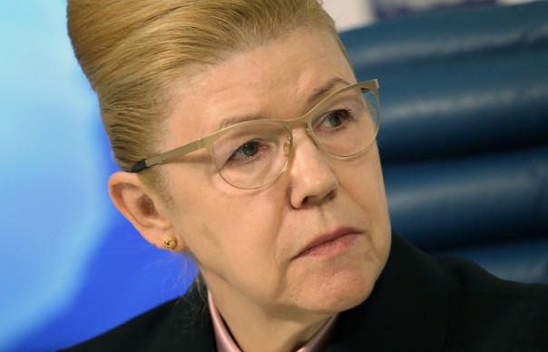 Мизулина раскритиковала действия органов опеки, изъявших 12 детей из семьи в Москве.