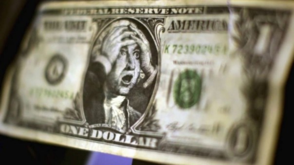 Трамп взял доллар в «заложники»