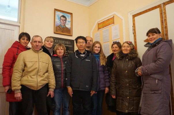 Китайский писатель Го Си Джу: «В Черкассы меня вел Кулишенко» Китайский писатель Го Си Джу: «В Черкассы меня вел Кулишенко»
