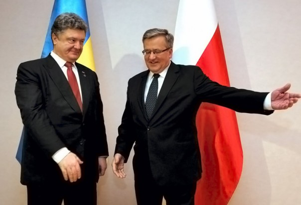 Разбор холопов. Польша планомерно «нагибает» Украину