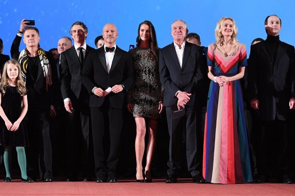 Тайна "Притяжения": зачем смотреть новый фильм Федора Бондарчука