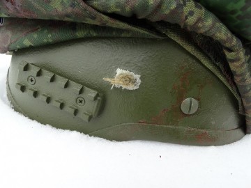 Новый российский шлем спас ополченца ДНР