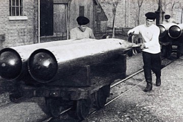 Морские торпеды. Первый успех