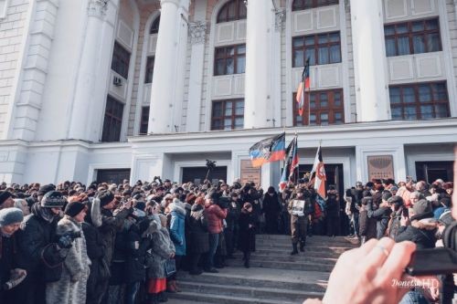 В Донбассе хватит искры для вспышки масштабной войны