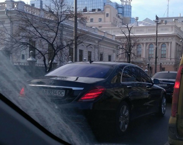 Это Украина, детка... а анархия - мать порядка