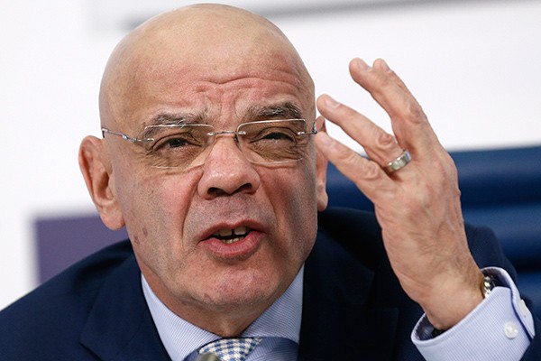 Хакамада вступилась за Райкина, назвав других творческих деятелей «зомби» Хакамада вступилась за Райкина, назвав других творческих деятелей «зомби»