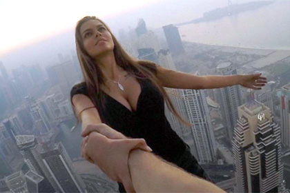 Русская инстаграмщица с железными яйцами и пустой головой