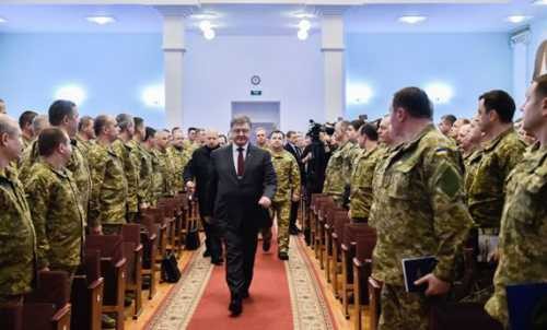 Киевский террариум: Порошенко пугает войной, Билецкий – борьбой за власть