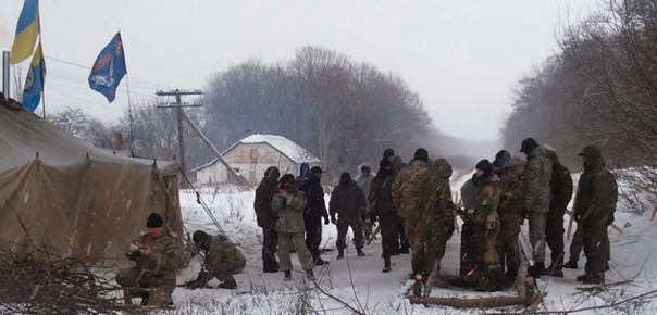 В блокаде ветеранами АТО Донбасса увидели "руку Москвы" В блокаде ветеранами АТО Донбасса увидели "руку Москвы"