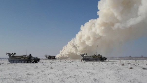 Ополченец ДНР Варяг: Идут бои вокруг Авдеевки, Донбасс полыхает 