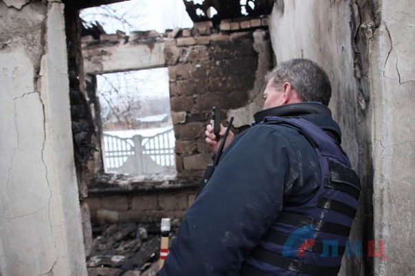 Сводка от НМ ЛНР 2 февраля 2017. СБУ, угрожая расправой над задержанной матерью, требовали сотрудничества от бойца НМ ЛНР