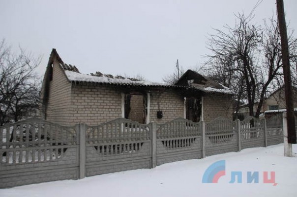 Сводка от НМ ЛНР 2 февраля 2017. СБУ, угрожая расправой над задержанной матерью, требовали сотрудничества от бойца НМ ЛНР