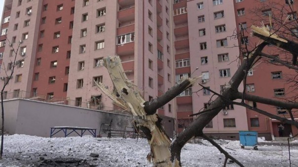 Сводка от МО ДНР 2 февраля 2017. за сутки свыше 1600 обстрелов, повреждено 38 домостроений, ранены 6 мирных жителей, много разрушений