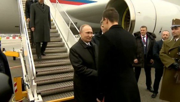Самолет президента России прибыл в Будапешт