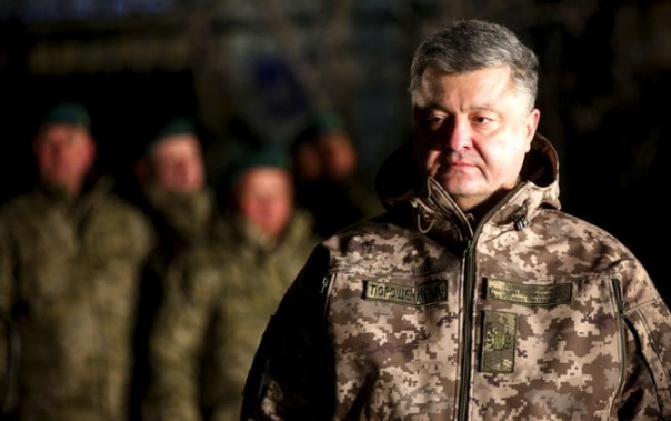 «300 украинских спартанцев» доведут Порошенко до «психушки»