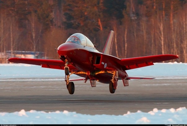 УТС с крылом обратной стреловидности СР-10 засветился в подмосковной Кубинке