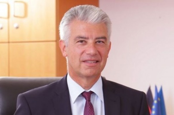 Фуршетная блокада посла Германии. Александр Яблоков