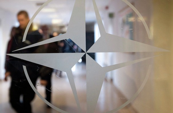 За удовольствие надо платить: может ли Трамп распустить НАТО. Ростислав Ищенко За удовольствие надо платить: может ли Трамп распустить НАТО. Ростислав Ищенко