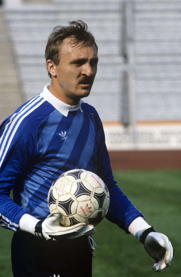 СМИ: умер трехкратный чемпион СССР по футболу Виктор Чанов СМИ: умер трехкратный чемпион СССР по футболу Виктор Чанов