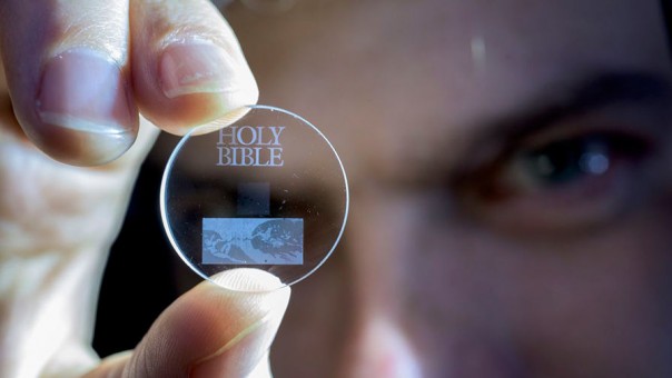 Иновационная разработка РФ: стекло со сверхплотной оптической памятью 5D