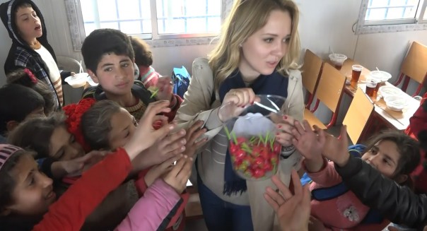 Школу восточного Алеппо посетили депутаты Госдумы