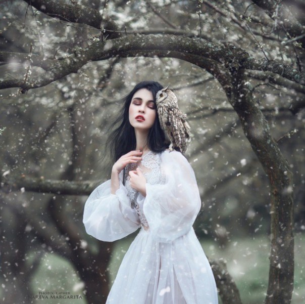Героини сказок оживают в фантастических снимках русского фотографа