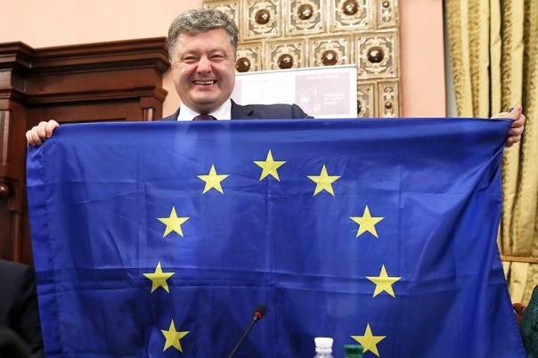 Українский тиждень: Европа нас унижает, а мы все равно будем умирать за неё