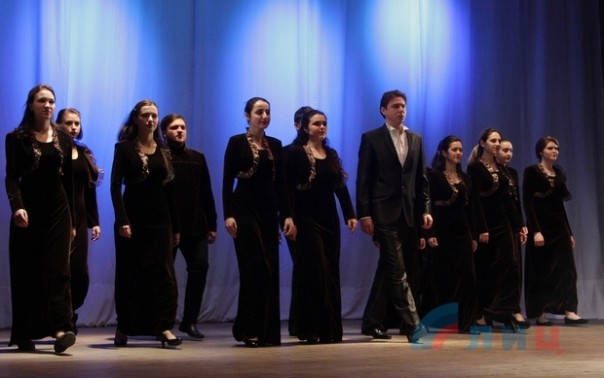 Глава ЛНР вручил премии лучшим студентам Республики Глава ЛНР вручил премии лучшим студентам Республики