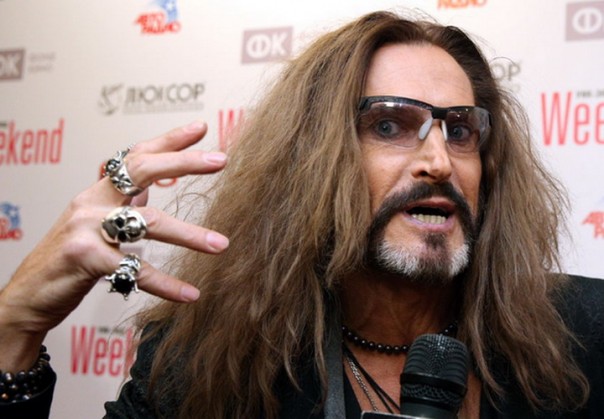 Никита Джигурда подал в суд на учёного, не признающего его богом