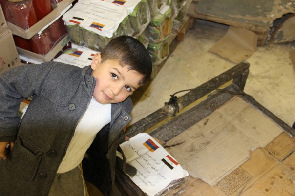 Гуманитарный груз из Армении перевезен в Латакию для раздачи сирийским семьям Гуманитарный груз из Армении перевезен в Латакию для раздачи сирийским семьям