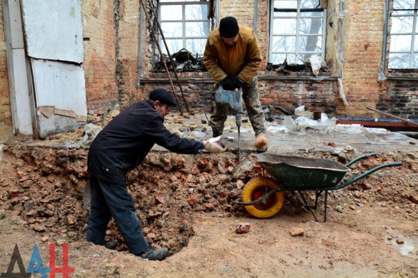 Сводка от МО ДНР 25 февраля 2017. Обстановка на фронте резко обострилась, ВСУ за сутки более 2 тыс. раз обстреляли ДНР Сводка от МО ДНР 25 февраля 2017. Обстановка на фронте резко обострилась, ВСУ за сутки более 2 тыс. раз обстреляли ДНР