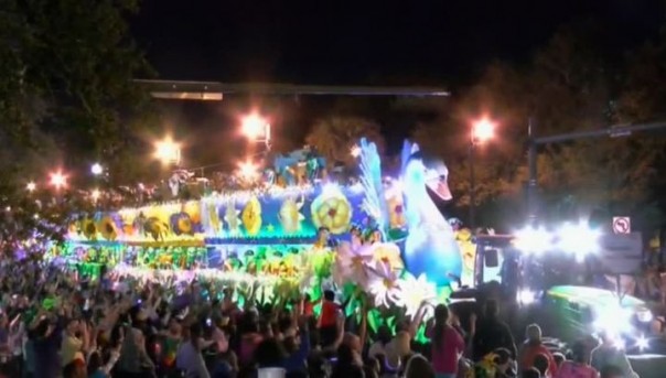 "Люди разлетались во все стороны": подробности наезда грузовика на толпу в США