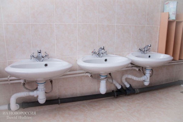 «Террористы ДНР» восстановили школы и детские сады в Дебальцево «Террористы ДНР» восстановили школы и детские сады в Дебальцево