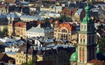 Во Львове теперь бьют за польский язык