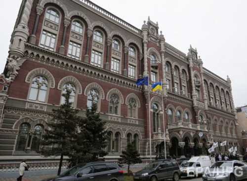 Долги Украины все больше напоминают финансовую пирамиду
