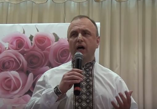 Известный артист разговорного жанра и клоун-эксцентрик глава Генической РГА Воробьев раскрыл новые грани своего таланта...