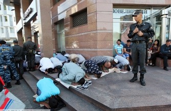 Дыра в 5 миллионов людей