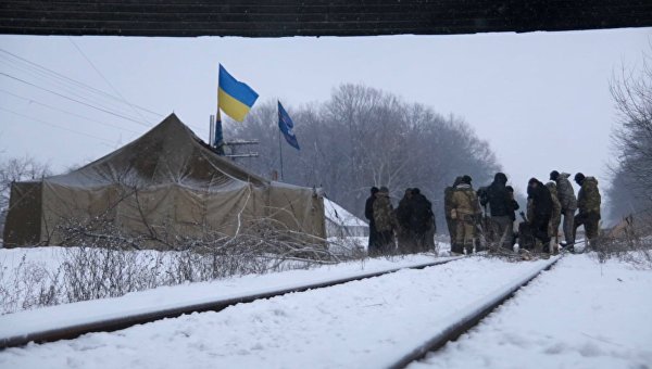 От блокады Донбасса к бетонированию «Сбербанка» От блокады Донбасса к бетонированию «Сбербанка»