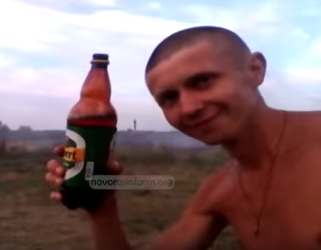 Видеоархив карателей: Из "Градов" и танков по "сепарам" под пивко